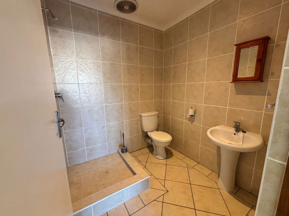 Commercial office to rent in West Bank, Port Alfred - 1PF1736047 Commercial office to rent in West Bank, Port Alfred - 1PF1736047
