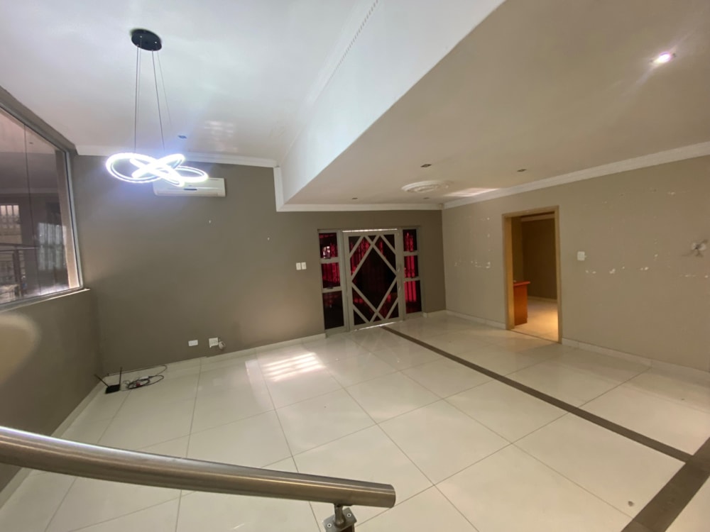 House for sale in Signal Hill, Newcastle - 1NW1739942