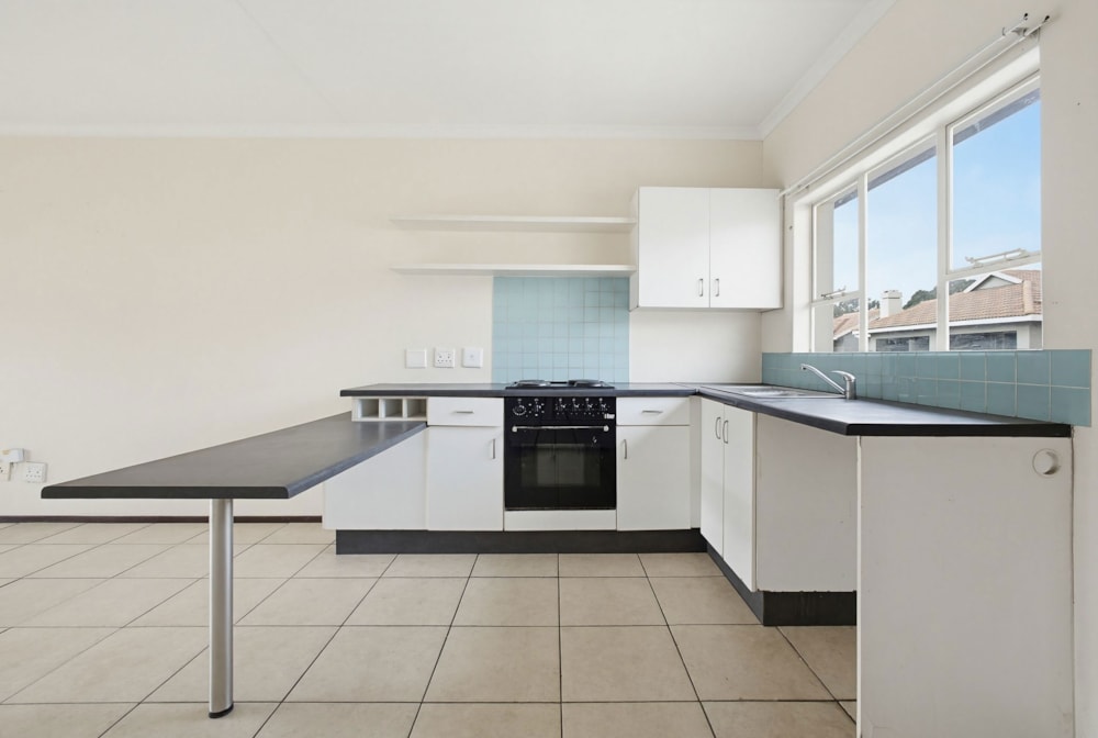 Townhouse for sale in Brenthurst - 1BJ1740261