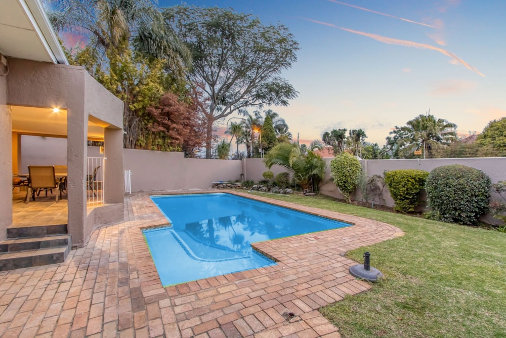 House for sale in Waverley, Johannesburg - HP1743988
