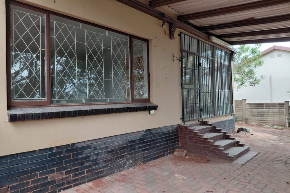 Townhouse for sale in Amanzimtoti - 1WB1743065