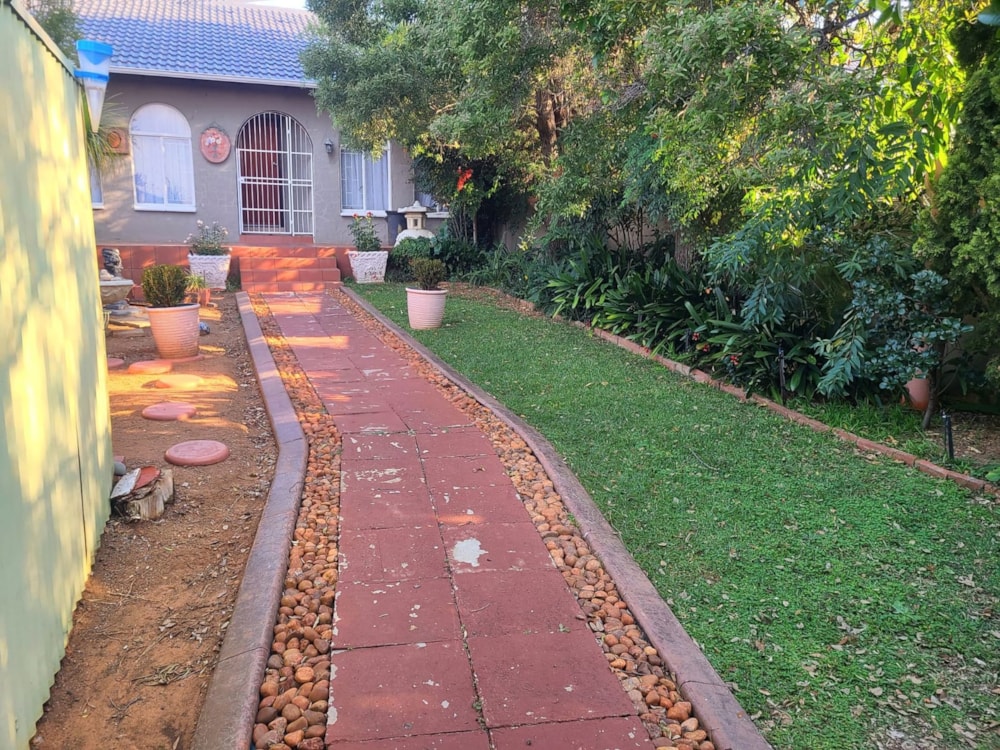 Townhouse to rent in Langenhovenpark - 1BX1743260 Townhouse to rent in Langenhovenpark - 1BX1743260