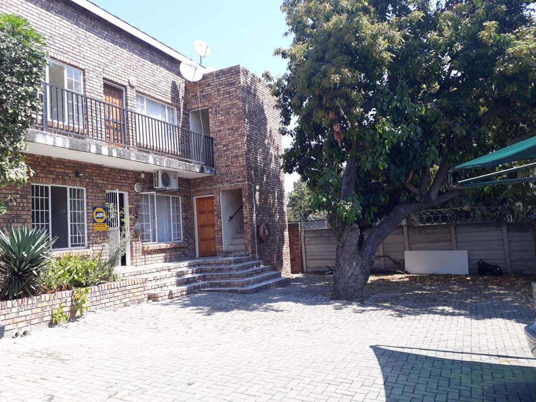 Apartment to rent in Nelspruit (Mbombela) - 1NS1741825