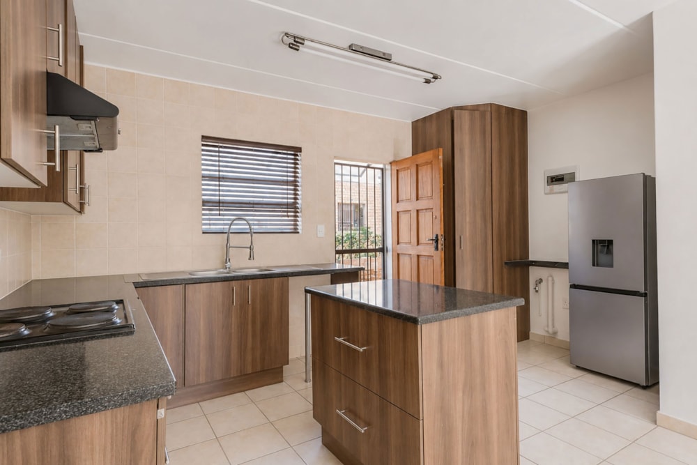 Townhouse for sale in Wilgeheuwel - RAN1741509