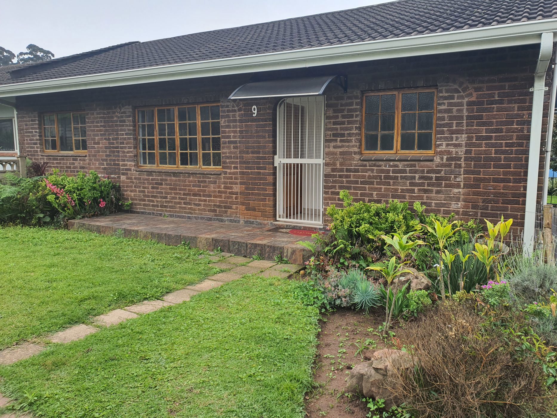 Garden cottage to rent in Waterfall, Upper Highway - 1KF1744584