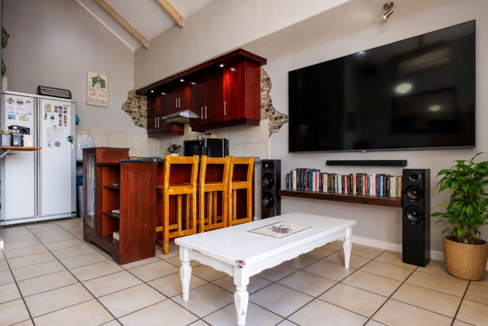 Apartment for sale in Knysna Central - 1KG1743370