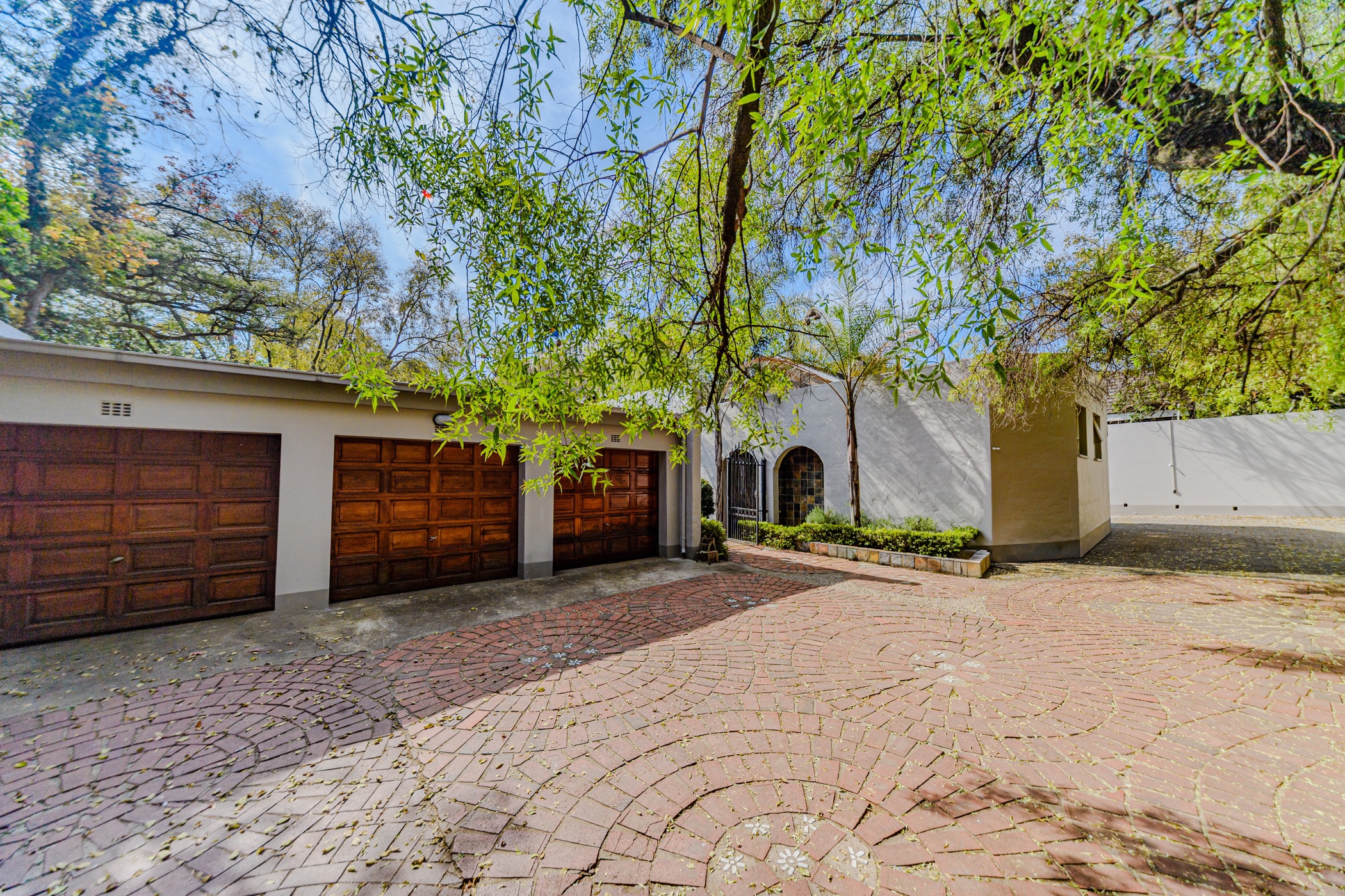 House for sale in Brooklyn, Pretoria East - PT1741603
