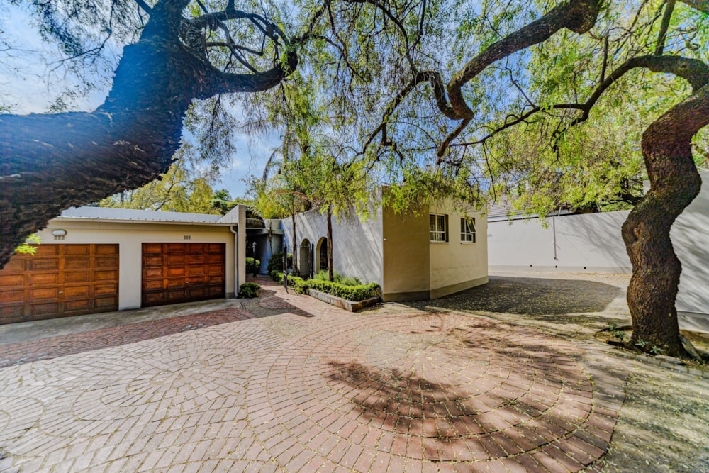 House for sale in Brooklyn, Pretoria East - PT1741603 House for sale in Brooklyn, Pretoria East - PT1741603