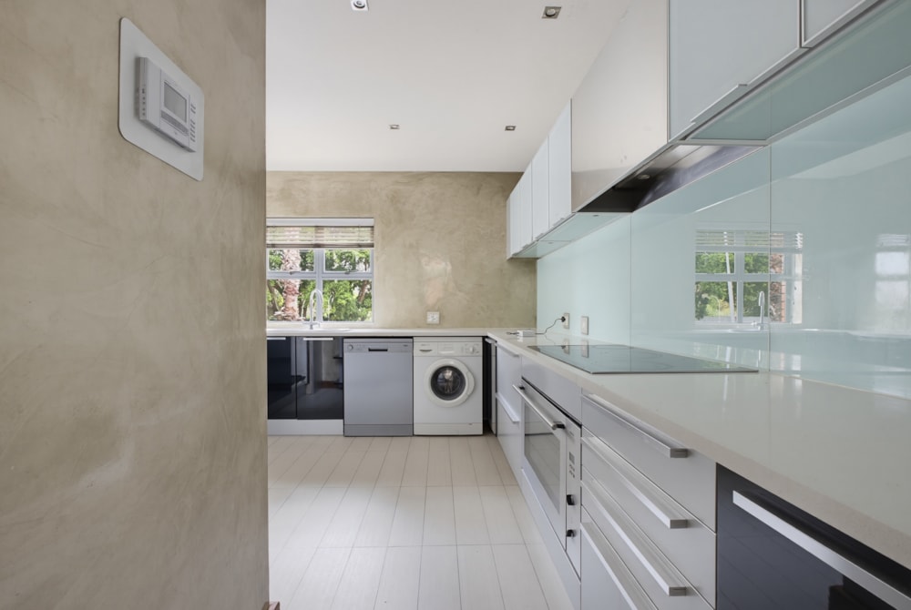 Apartment for sale in Hyde Park, Sandton - HP1743294 Apartment for sale in Hyde Park, Sandton - HP1743294