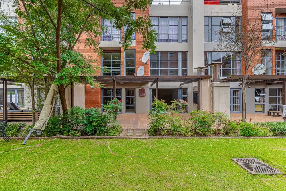 Apartment for sale in Hyde Park, Sandton - HP1743294 Apartment for sale in Hyde Park, Sandton - HP1743294