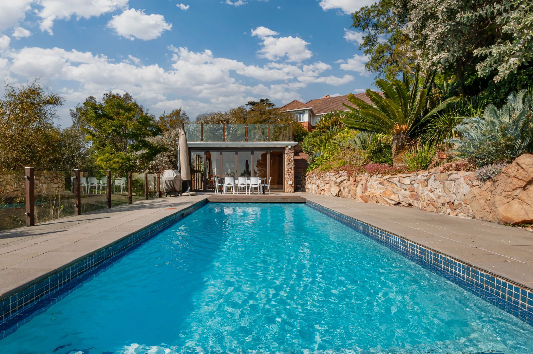 Double-storey house for sale in Observatory, Johannesburg - BED1743452