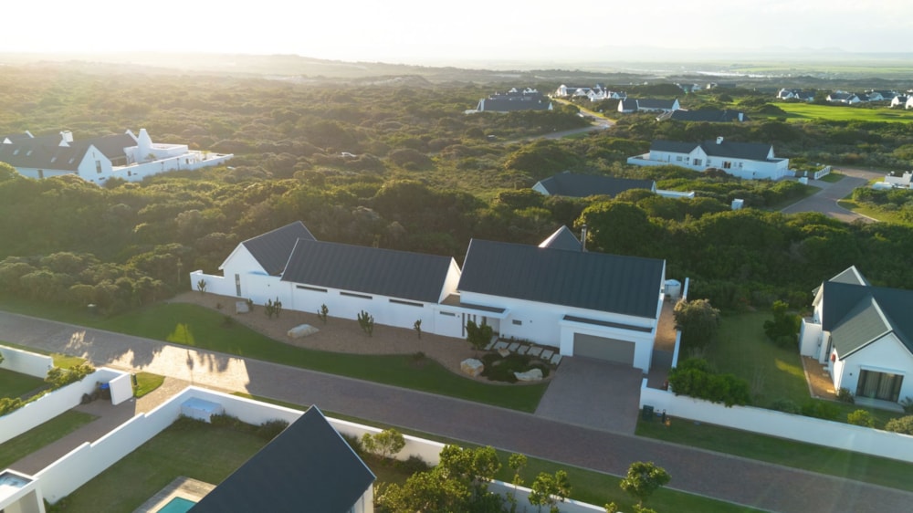 House for sale in St Francis Links - 1SA1745483 House for sale in St Francis Links - 1SA1745483