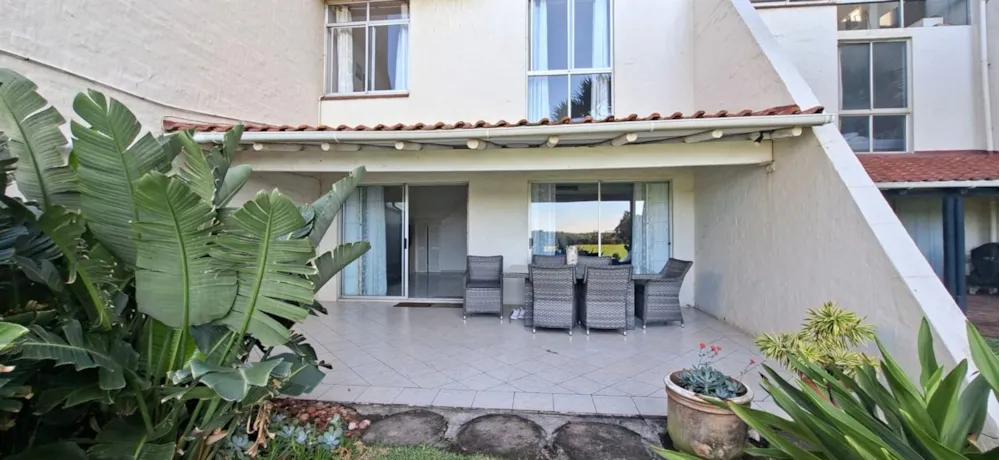 Townhouse to rent in uMhlanga Rocks - 1ND1742522
