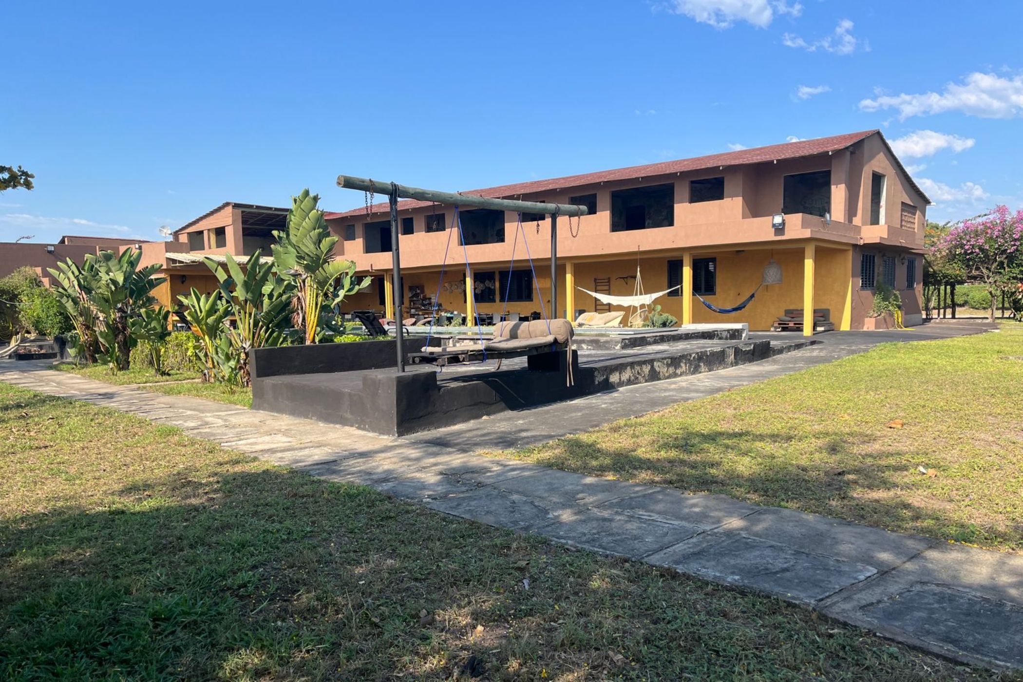 Beachfront villa for sale in Catembe, Mozambique - 3MQ1742489
