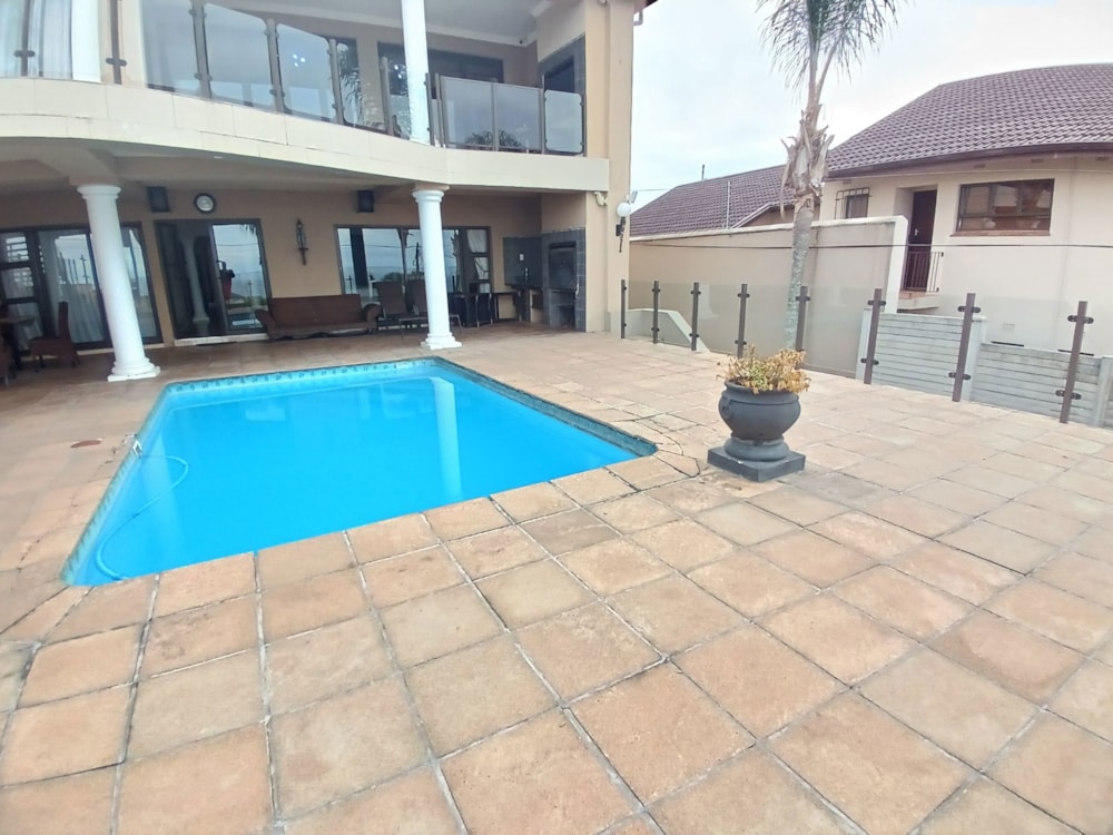 Double-storey house for sale in Uvongo - 1PSH1744636 Double-storey house for sale in Uvongo - 1PSH1744636