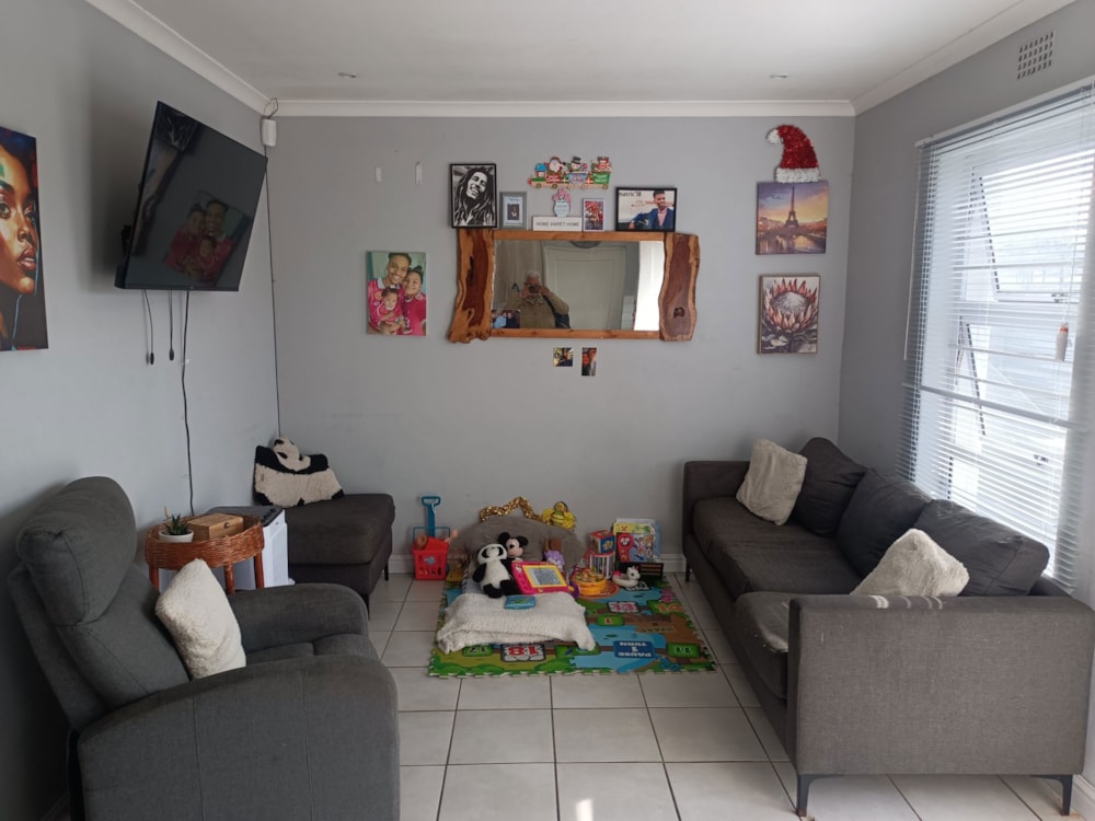 House for sale in Bayview, Strandfontein - 1MN1741689