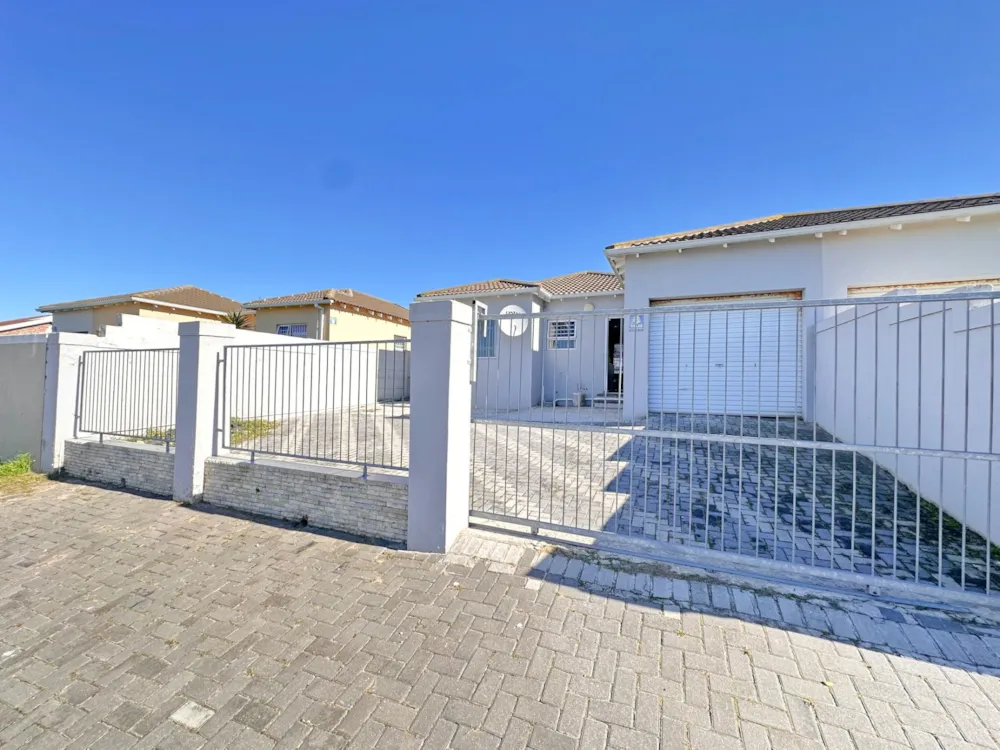 House for sale in Parsons Vlei - 1PLZ1741194 House for sale in Parsons Vlei - 1PLZ1741194