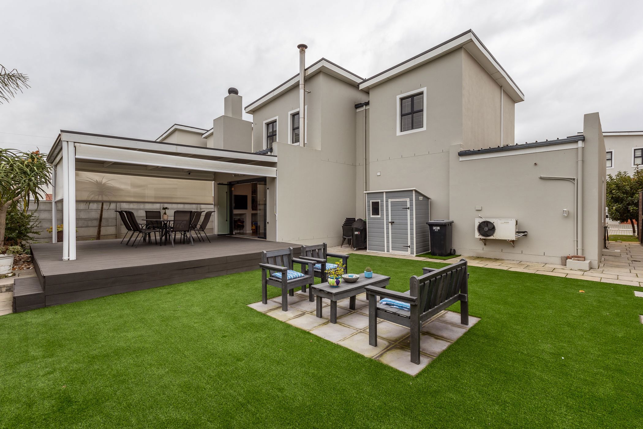 Security complex home sold in Sonkring - 1BC1742554
