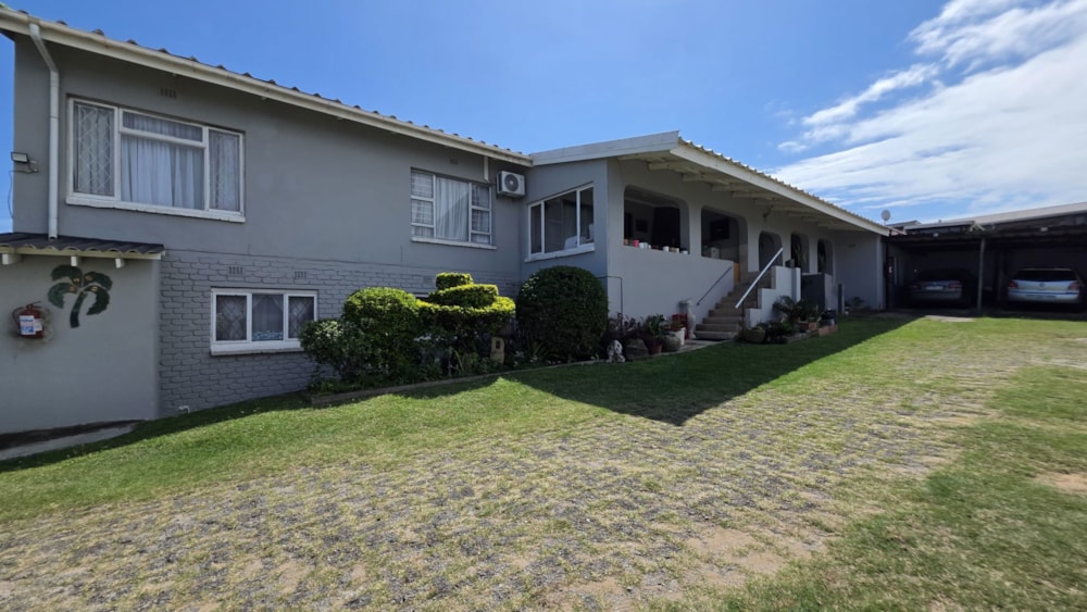 Townhouse for sale in Hibberdene - 1PSH1741897