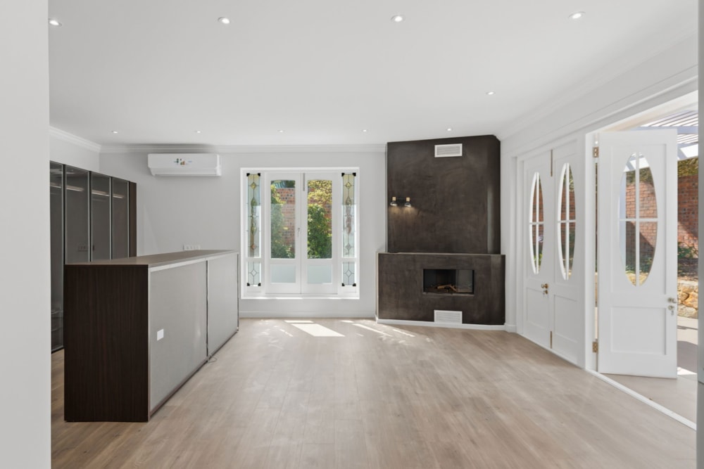 House for sale in Golden Hill - SW1743710
