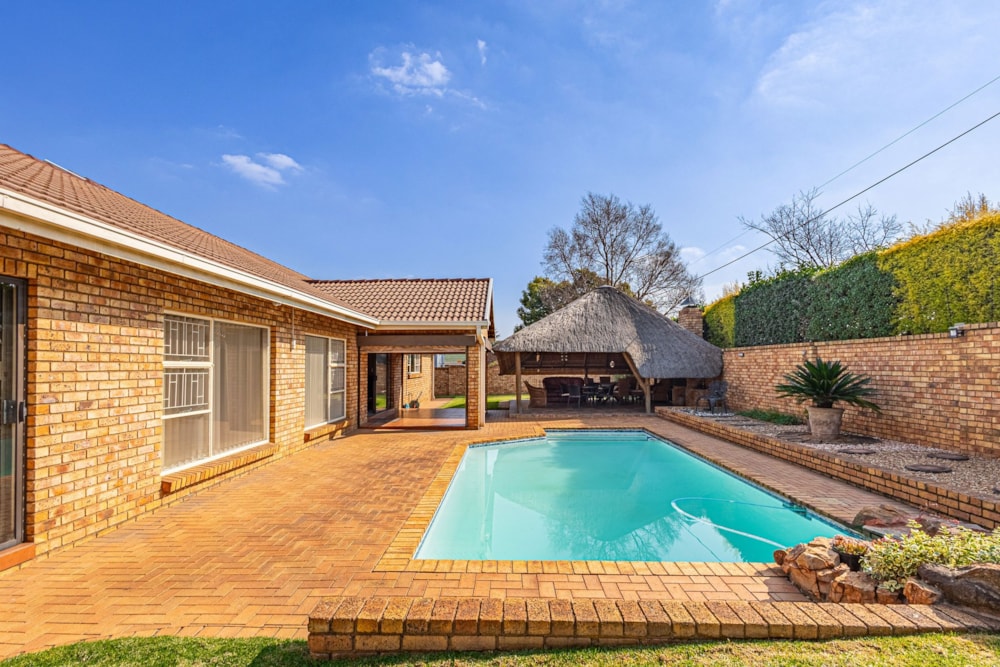 House for sale in Sunward Park - BOK1742960