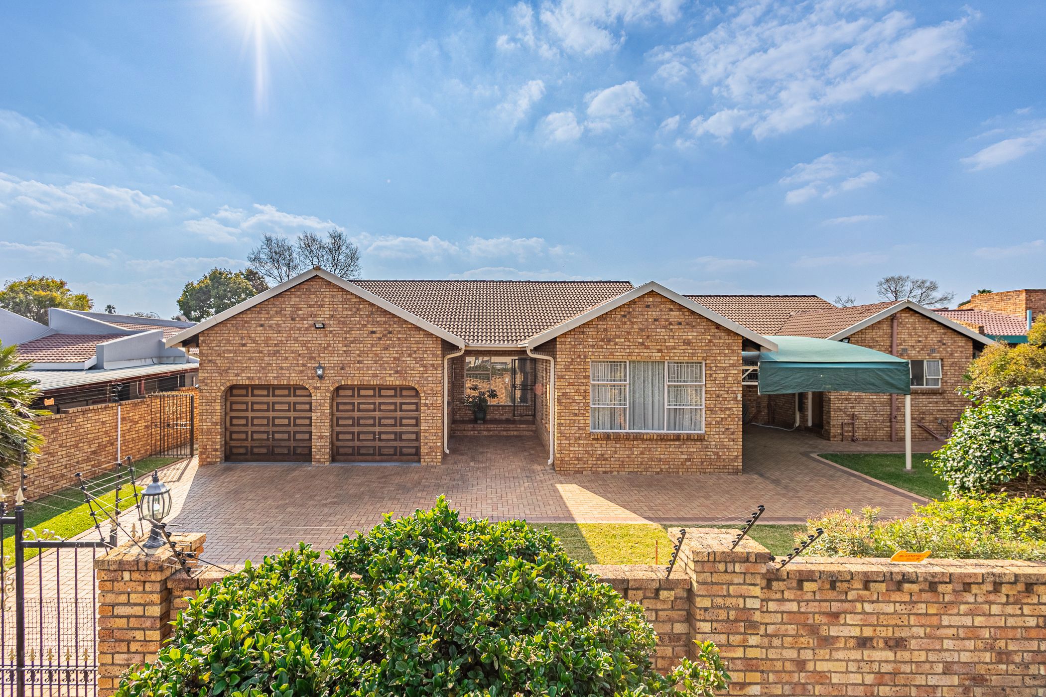 House for sale in Sunward Park - BOK1742960