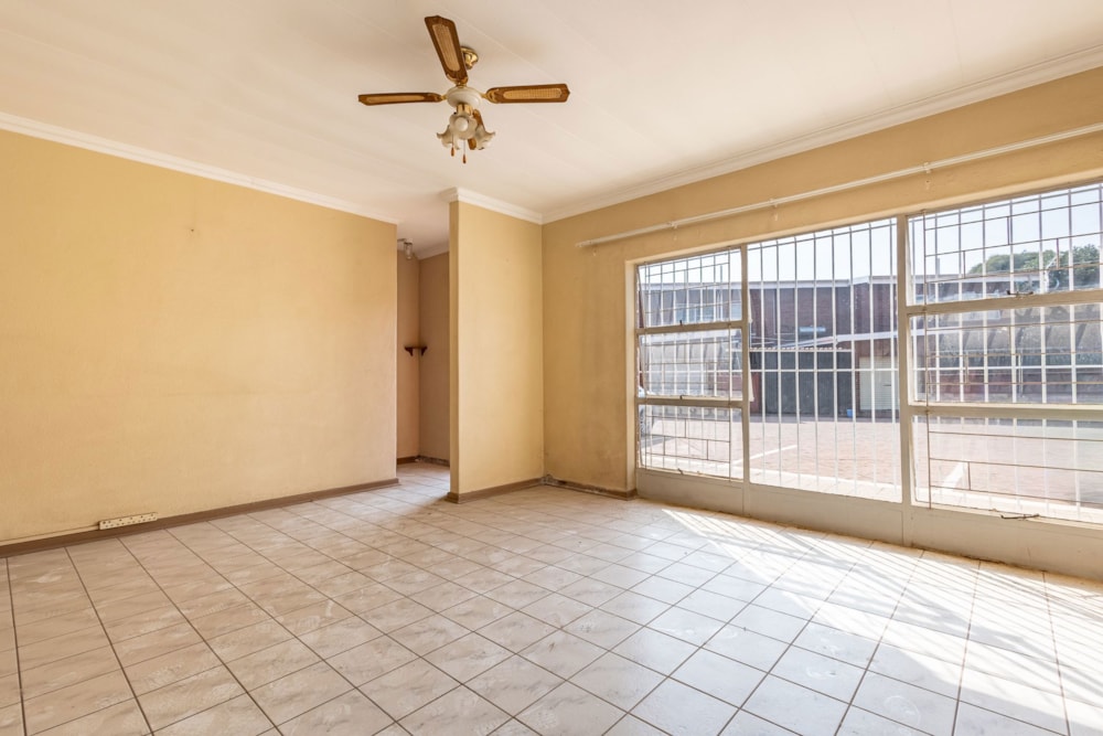 Townhouse for sale in Lilianton - BOK1685119
