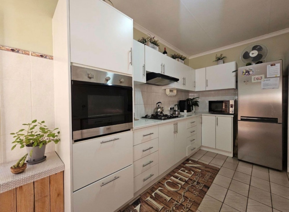Townhouse for sale in Chase Valley Heights - 1PM1742093