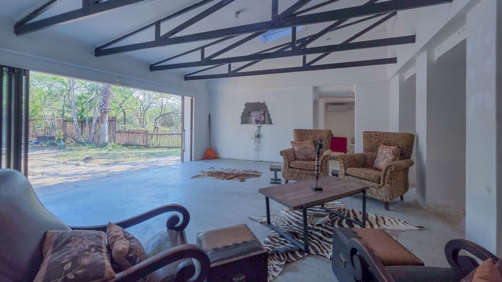 House for sale in Marloth Park - 1NK1743703 House for sale in Marloth Park - 1NK1743703