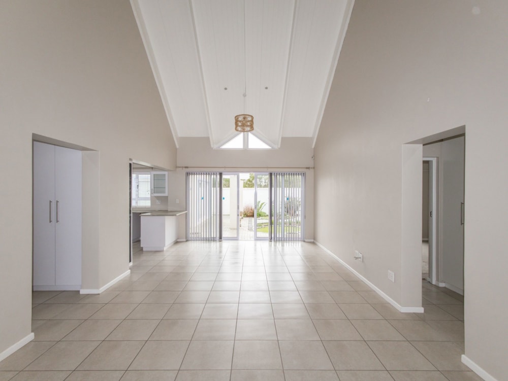 House to rent in Sandbaai - ONL1740859