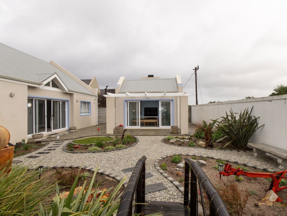 House to rent in Sandbaai - ONL1740859
