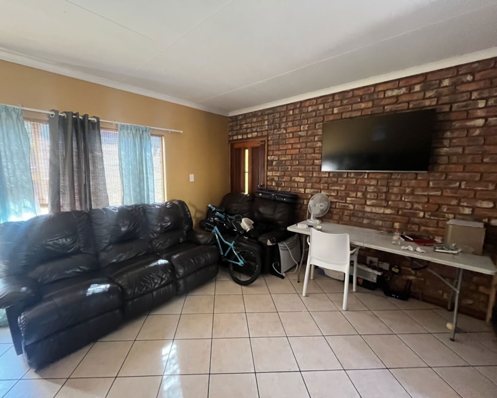 Townhouse for sale in Langenhovenpark - 1BX1741896