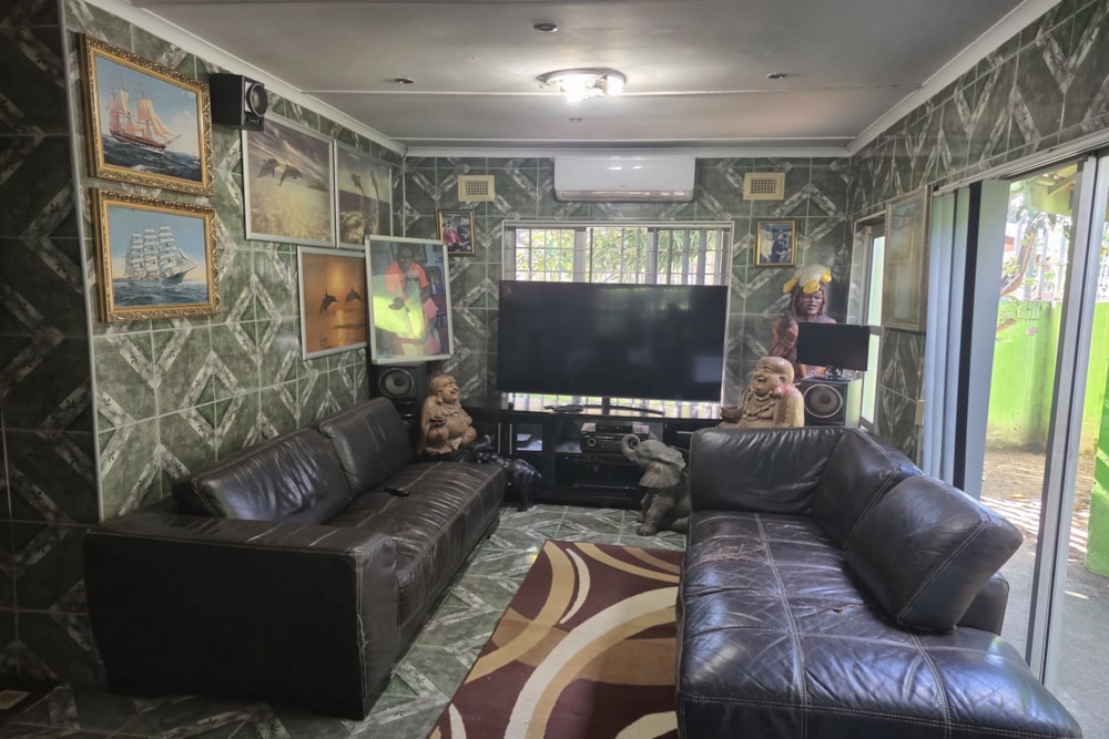 House for sale in Lower Illovo - 1WB1742955 House for sale in Lower Illovo - 1WB1742955