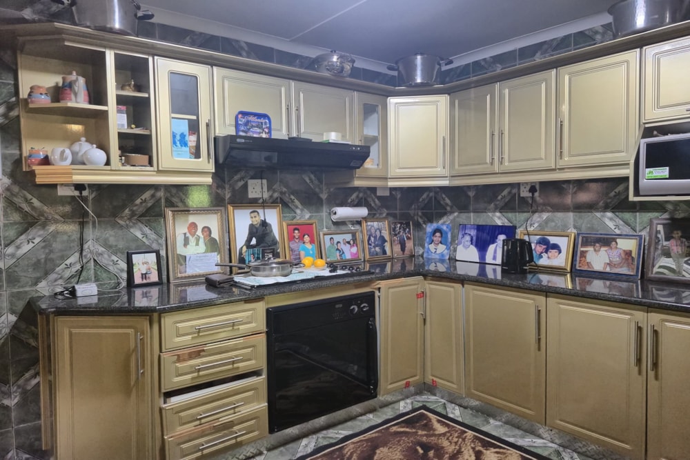 House for sale in Lower Illovo - 1WB1742955 House for sale in Lower Illovo - 1WB1742955
