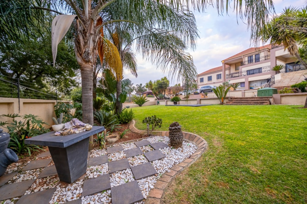 House for sale in Noordheuwel - 1KR1744156