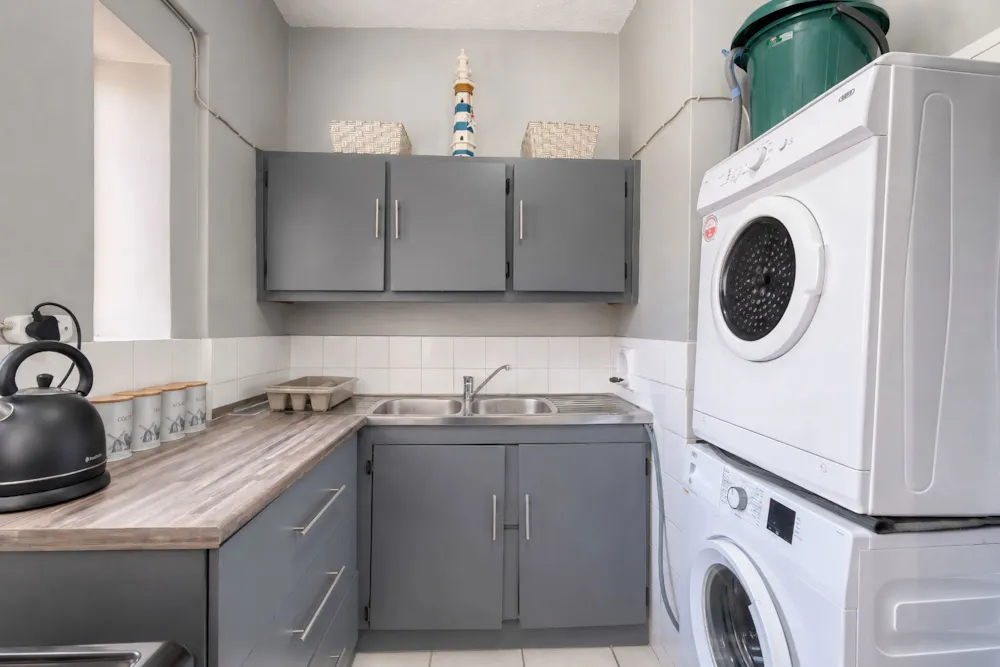 Apartment for sale in Amanzimtoti - 1WB1744721 Apartment for sale in Amanzimtoti - 1WB1744721