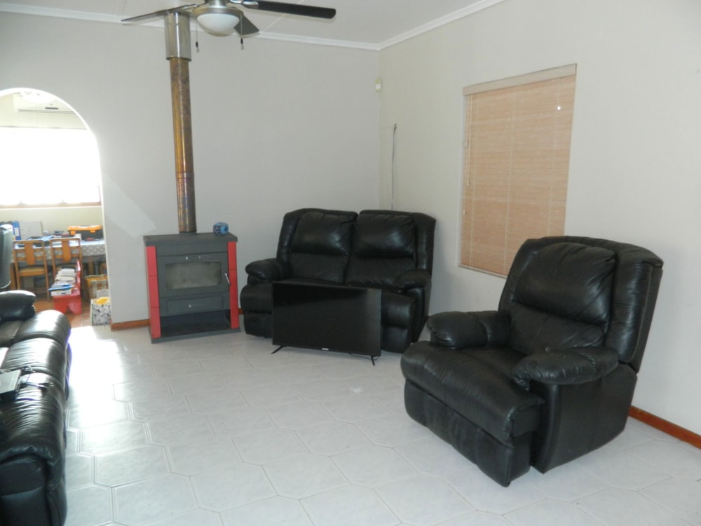 House to rent in Springbok - 1NA1742734