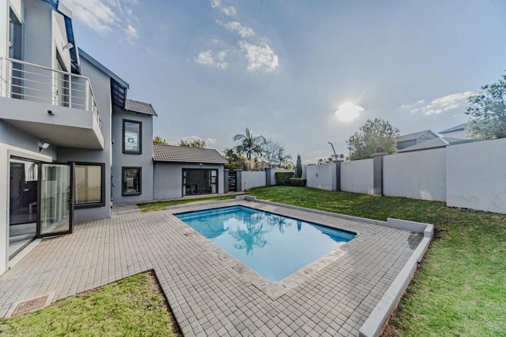 House for sale in Midstream Estate - CN1743018