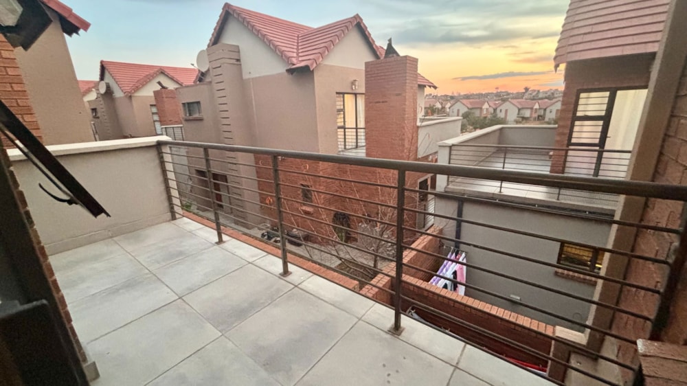 Townhouse for sale in Wild Olive Estate - 1BX1709012
