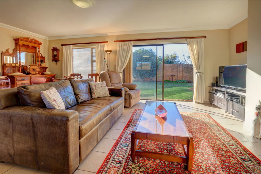 House for sale in Mossel Bay - 1MB1742119 House for sale in Mossel Bay - 1MB1742119