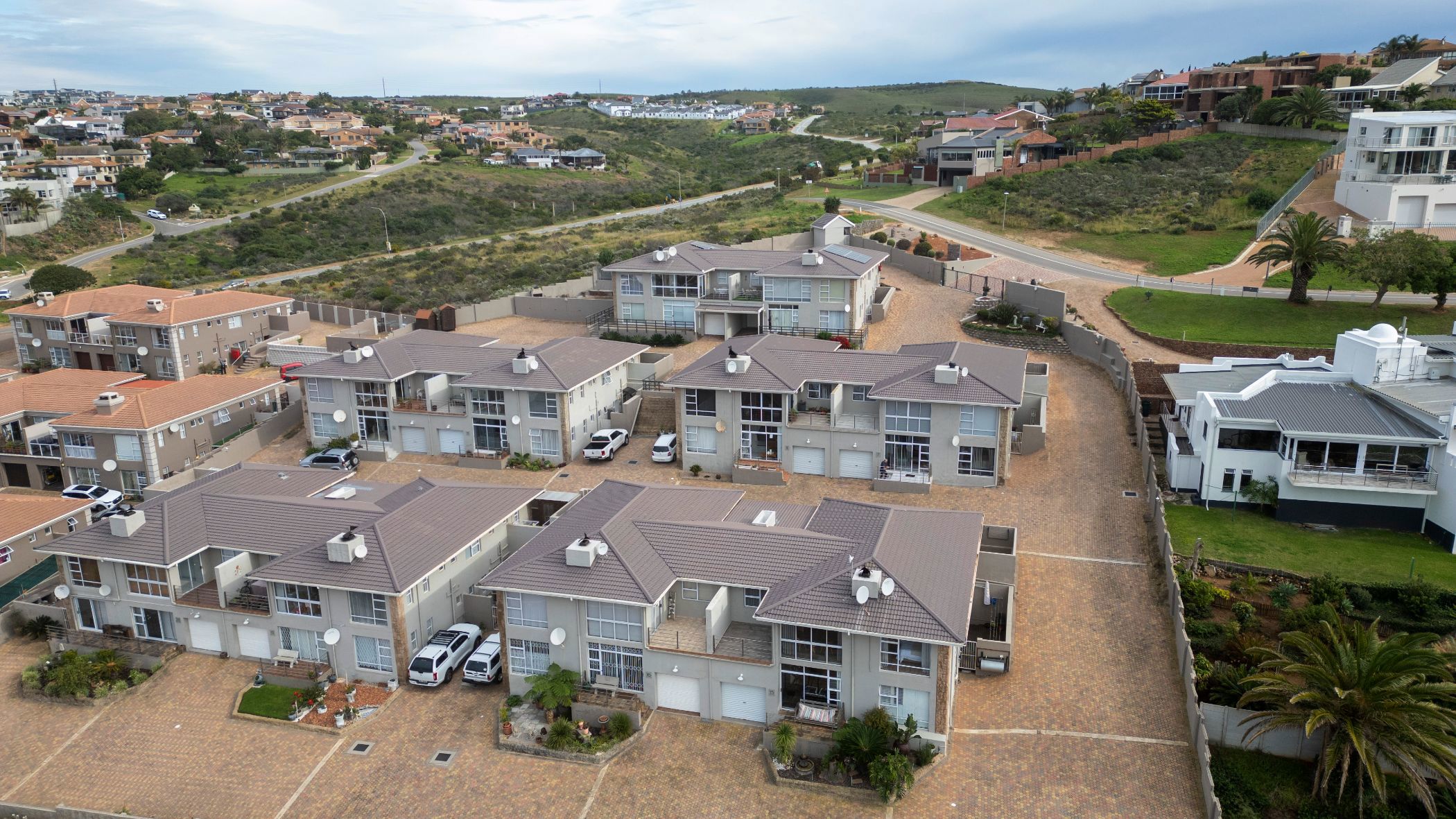 Townhouse for sale in Hartenbos Heuwels - 1MB1742556