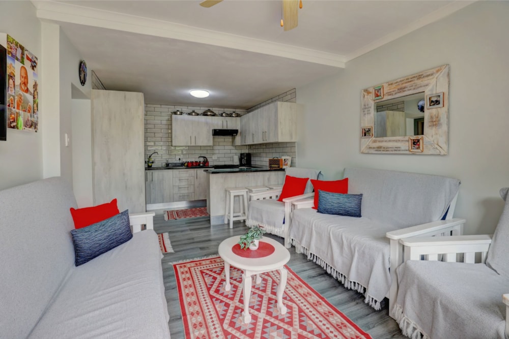Townhouse for sale in Hartenbos - 1MB1744105