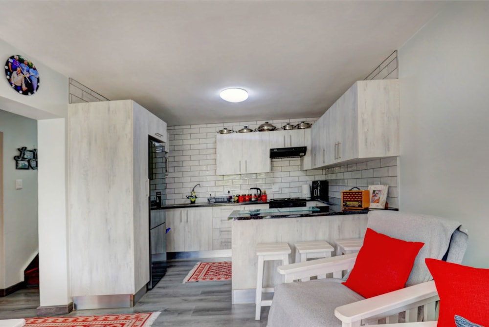 Townhouse for sale in Hartenbos - 1MB1744105