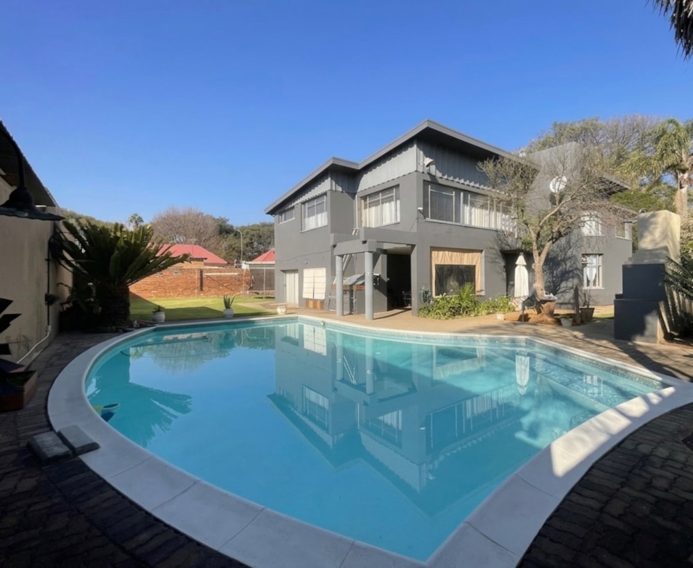 House for sale in Brakpan Central - 1BJ1744277