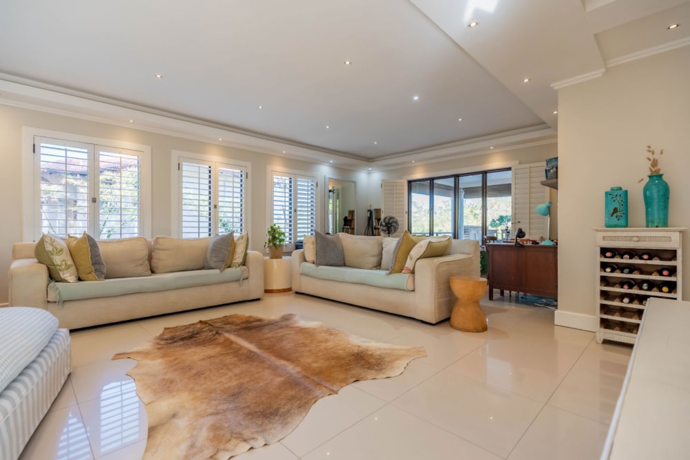 House for sale in La Lucia - 1ND1751207 House for sale in La Lucia - 1ND1751207