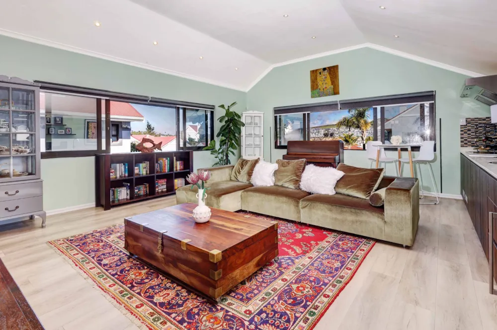 Townhouse for sale in D'Urbanvale - DBV1743107 Townhouse for sale in D'Urbanvale - DBV1743107
