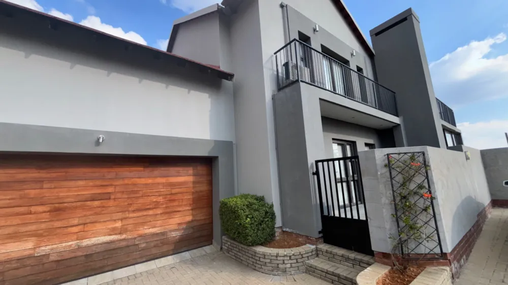 Townhouse for sale in Wild Olive Estate - 1BX1707096