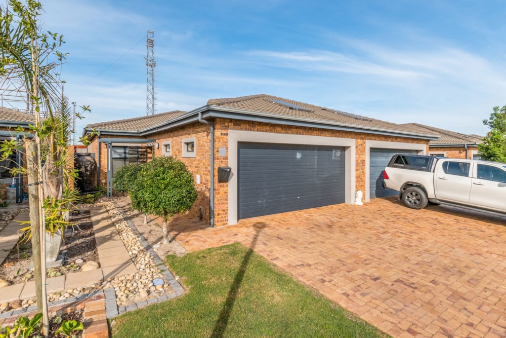 Security complex home to rent in Sonkring - 1BC1740681