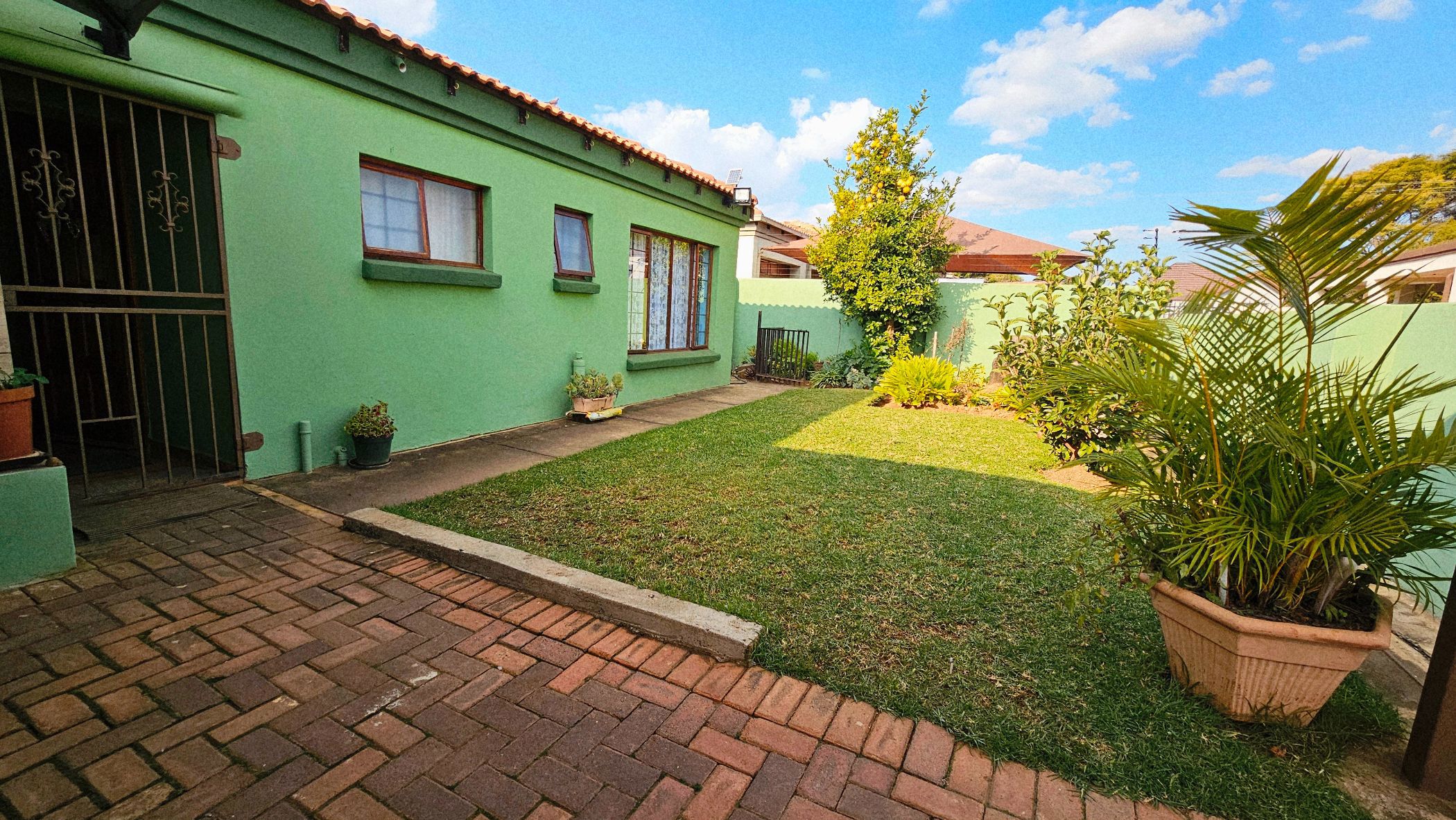 Townhouse for sale in Lydenburg (Mashishing) - 1LY1741957
