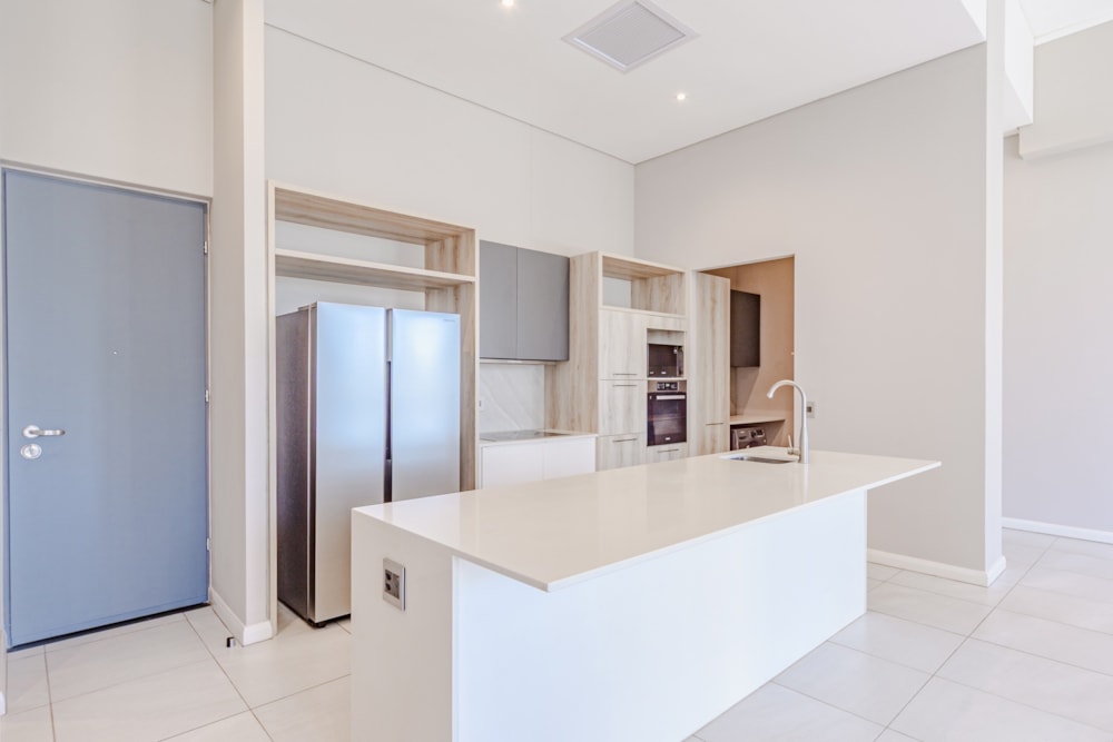 Penthouse apartment to rent in Menlyn - PTL1742668 Penthouse apartment to rent in Menlyn - PTL1742668